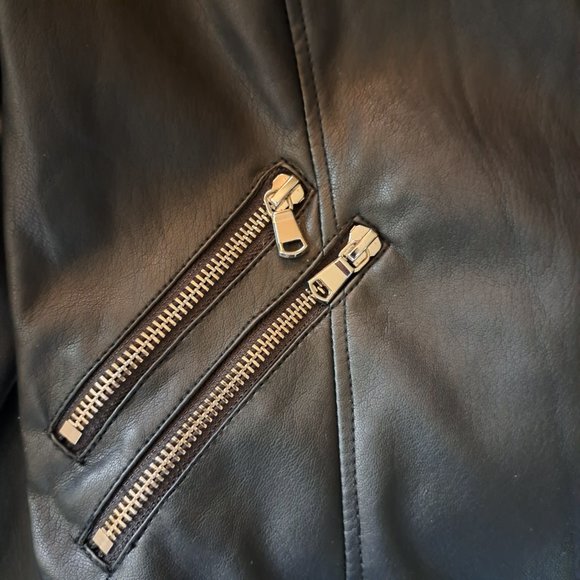 ZARA TRF womens FAUX LEATHER MOTO jacket Sz XS STUNNINGLY SOFT FAUX LEATHER - Picture 5 of 13